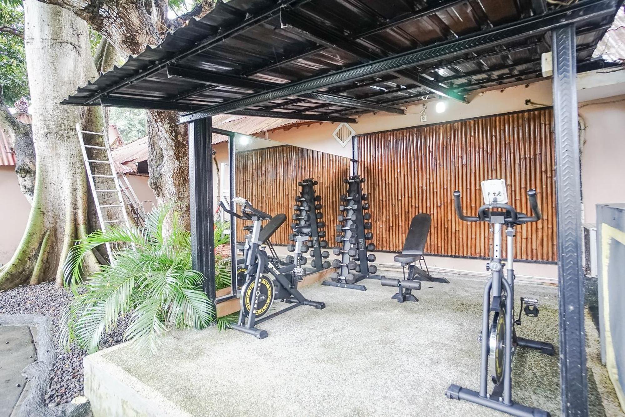 מלון ג'ימבאראן Kampung 168 מראה חיצוני תמונה
